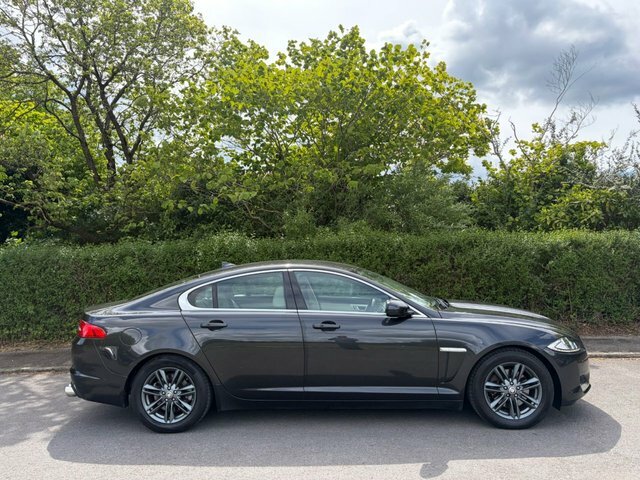 Jaguar XF 2.2D Portfolio Saloon Euro 5 S S BF65LHJ Brown #3