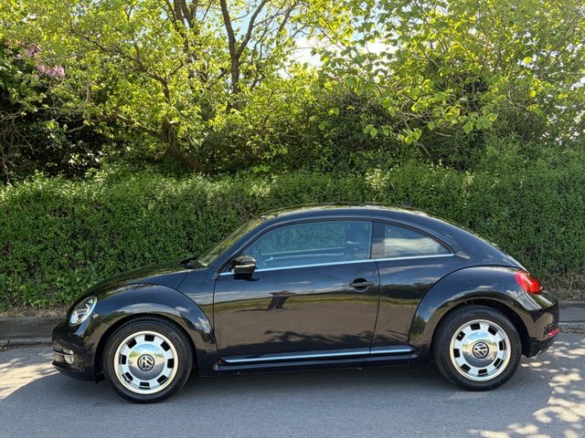 Volkswagen Beetle 1.6 Tdi Bluemotion Tech Design Hatchback Diese Black #5