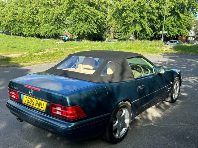 Mercedes-Benz SL Class 3.2 Sl320 Convertible 274 G Green #2