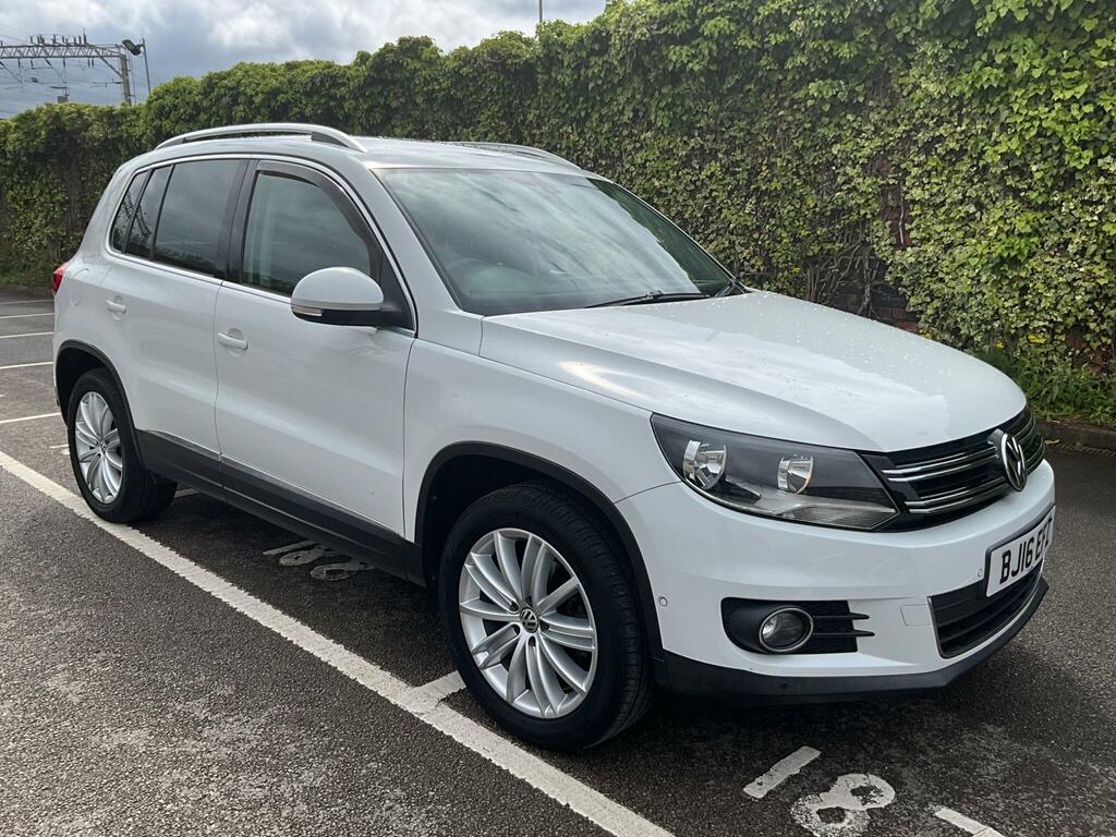 Volkswagen Tiguan 2.0 Tdi Bluemotion Tech Match Edition 4Wd Euro 6 White