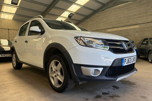 Dacia Sandero Stepway 1.5 Dci Laureate Hatchback Euro PJ63LKX White #3