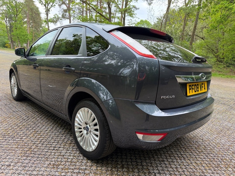 Ford Focus Titanium Grey #5