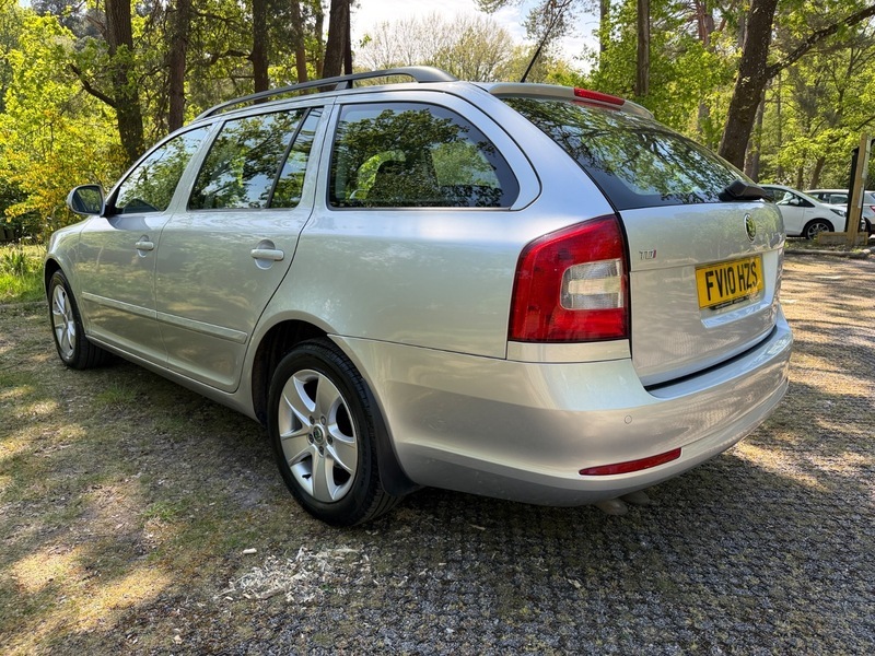 Skoda Octavia Elegance Tdi Dsg Silver #5