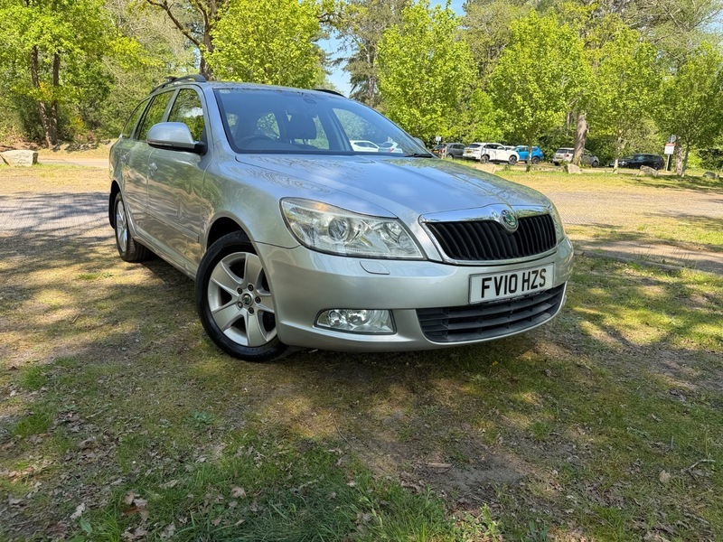 Skoda Octavia Elegance Tdi Dsg Silver #2