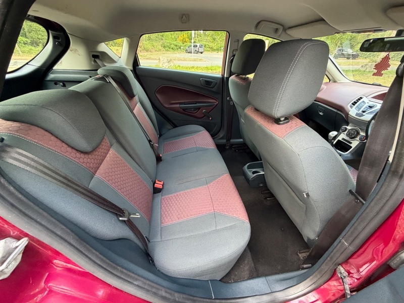 Ford Fiesta Zetec Red #4