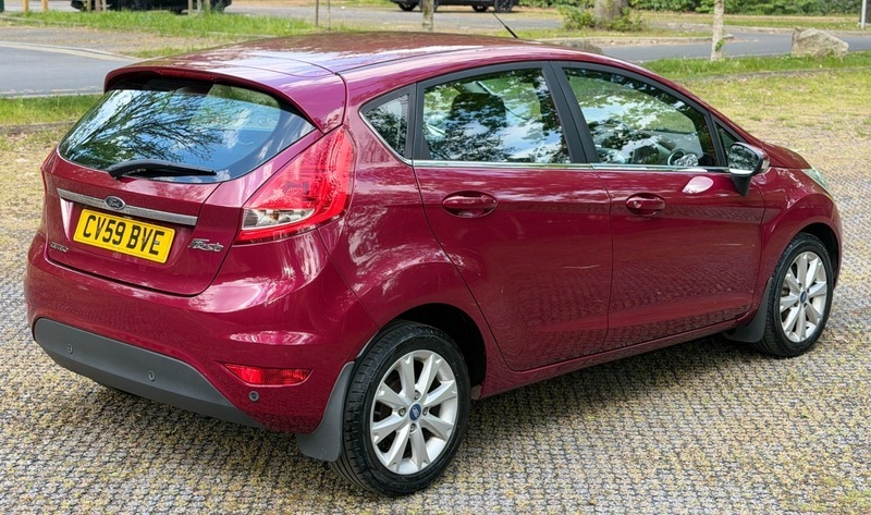 Ford Fiesta Zetec Red #6