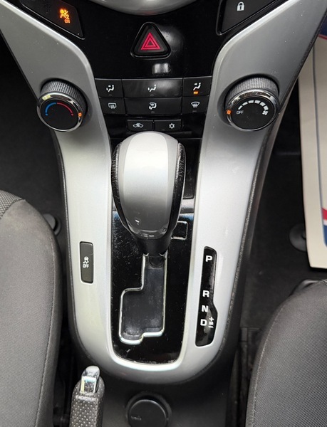 Chevrolet Cruze Ls Grey #36