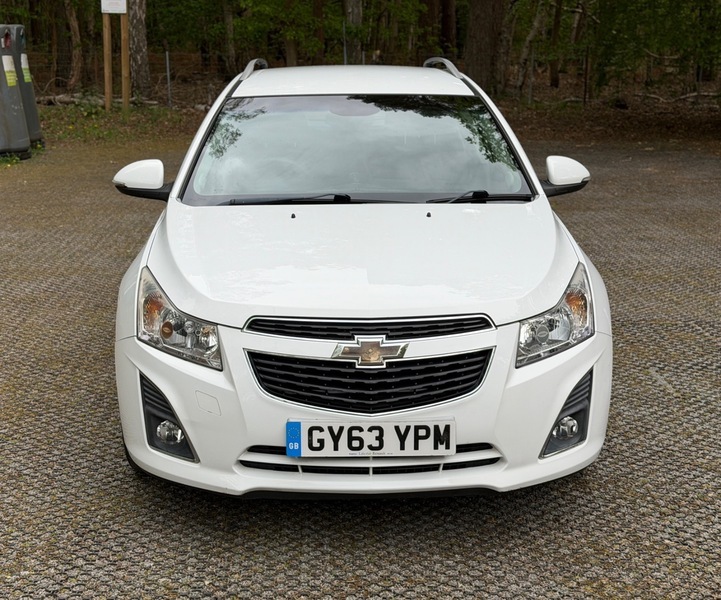 Chevrolet Cruze Lt GY63YPM White #5