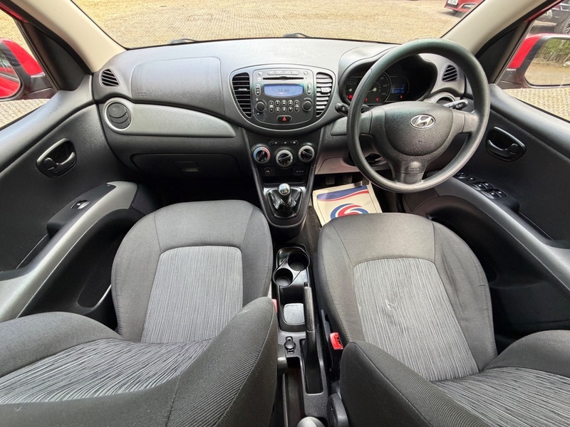 Hyundai I10 Active Red #2