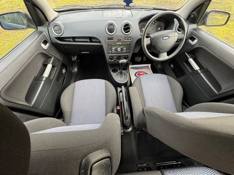 Ford Fusion Zetec Climate Blue #2