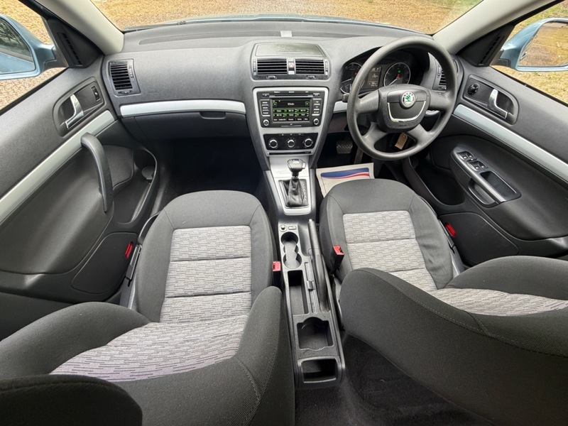 Skoda Octavia Se Tsi Dsg Grey #2