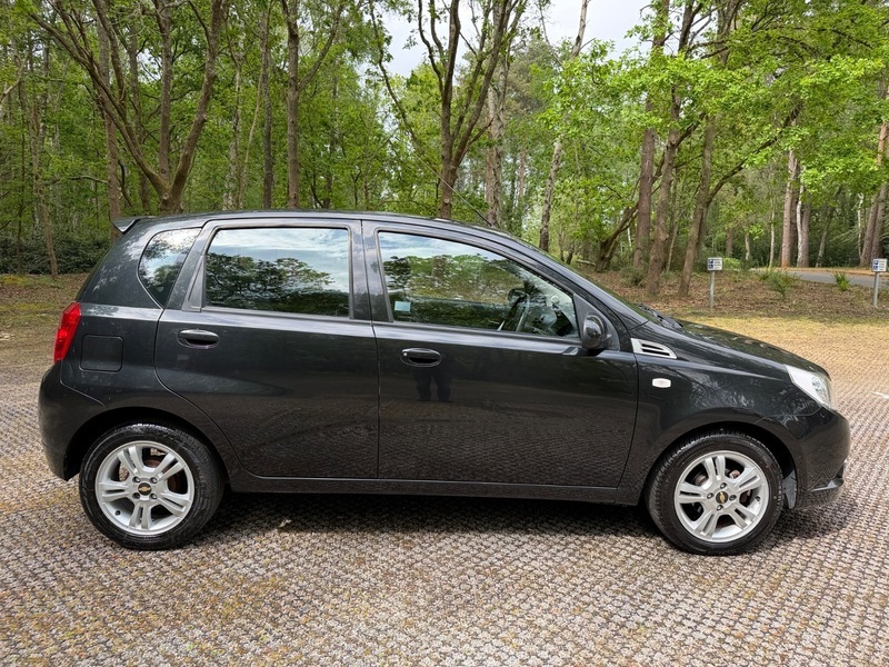 Chevrolet Aveo Lt YR59ZHA Black #6