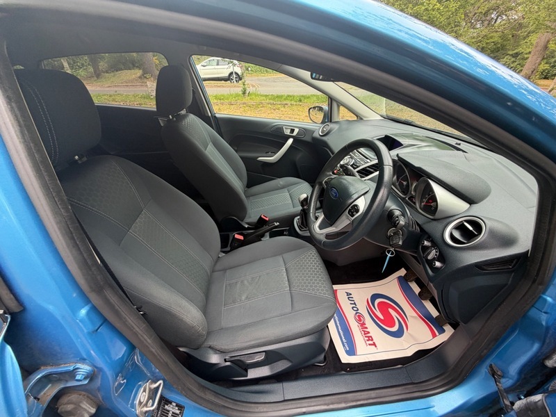 Ford Fiesta Titanium EO62OVS Blue #3