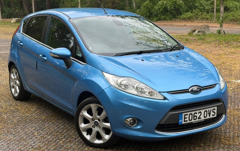 Ford Fiesta Titanium Blue