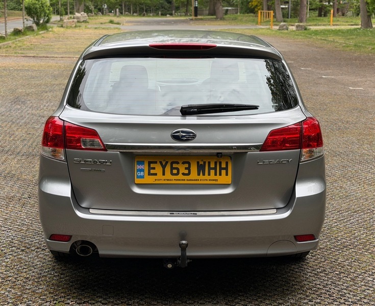 Subaru Legacy 2.0 D S 150 Bhp Red #9
