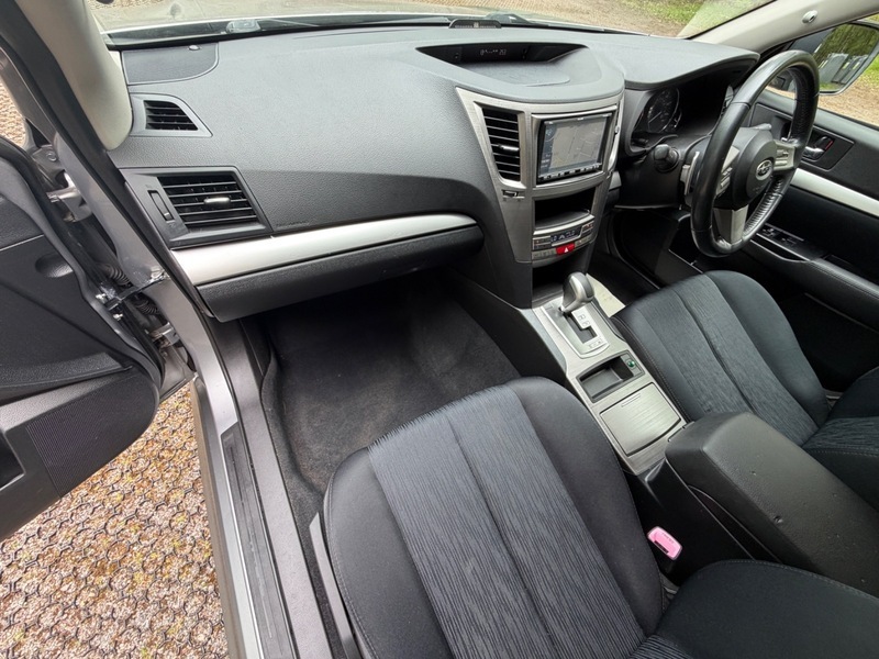 Subaru Legacy 2.0 D S 150 Bhp Red #31
