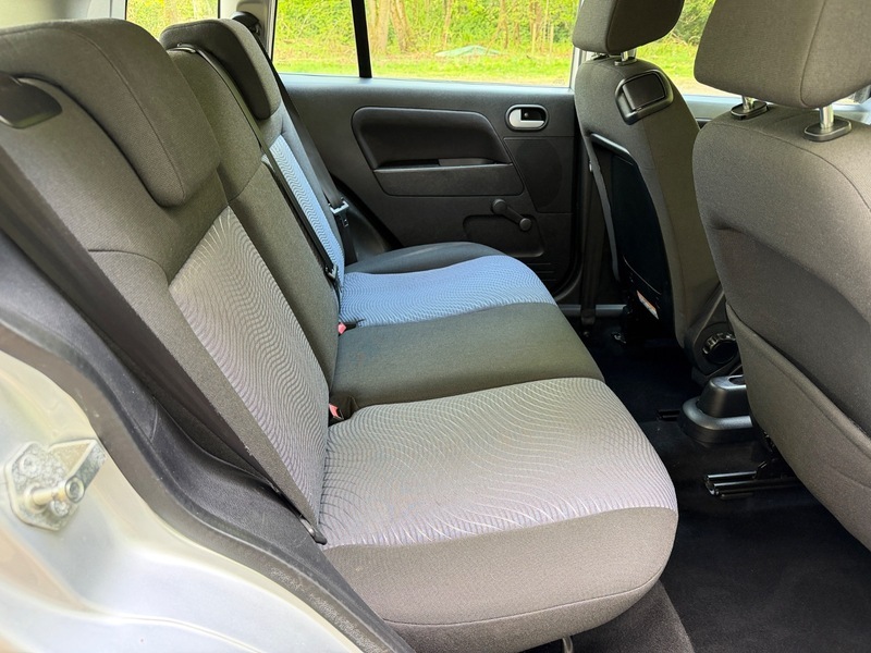 Ford Fusion Zetec Climate Silver #4