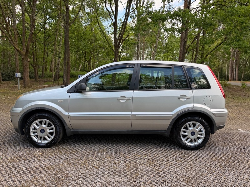 Ford Fusion Zetec Climate Silver #6