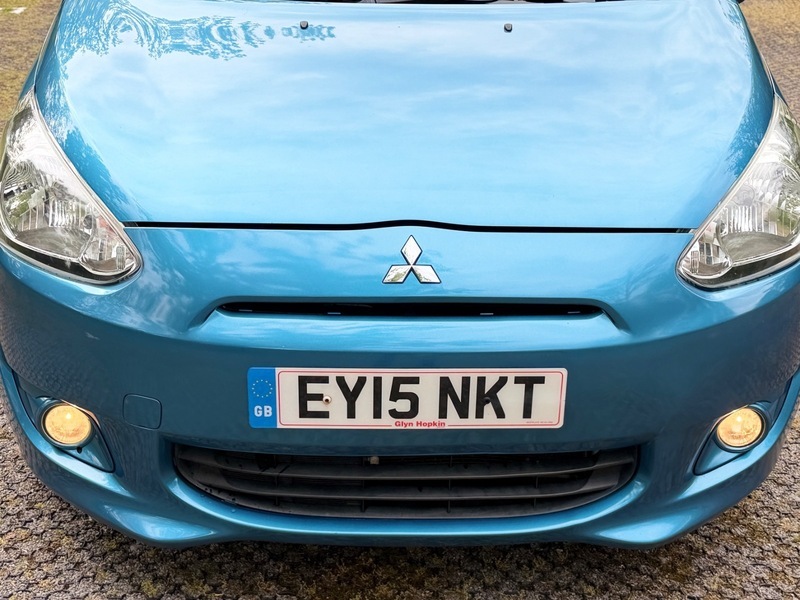 Mitsubishi Mirage 1 White #18