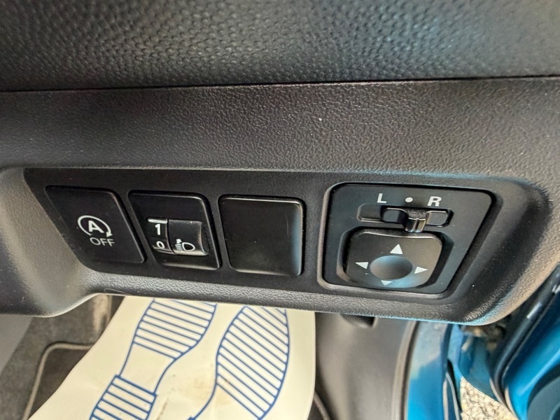Mitsubishi Mirage 1 White #22