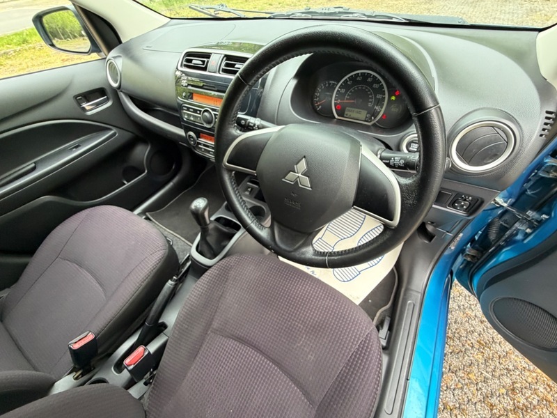 Mitsubishi Mirage 1 White #23