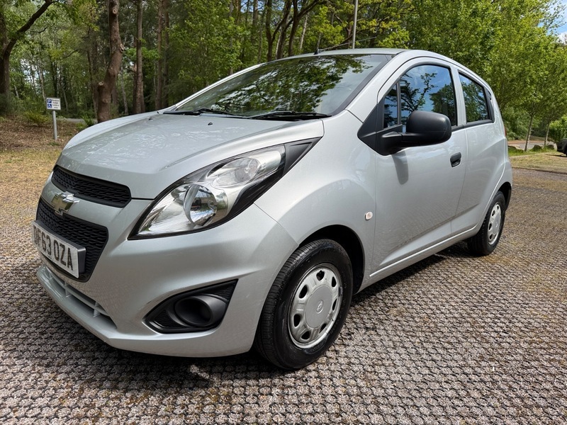 Chevrolet Spark 1.0 Ls Black #8