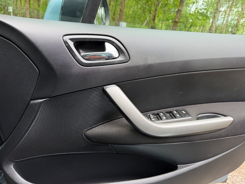 Peugeot 308 SW 1.6L Sport Silver #44