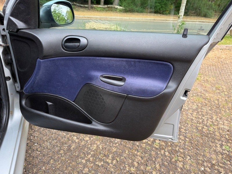 Peugeot 206 Hatchback Silver #41