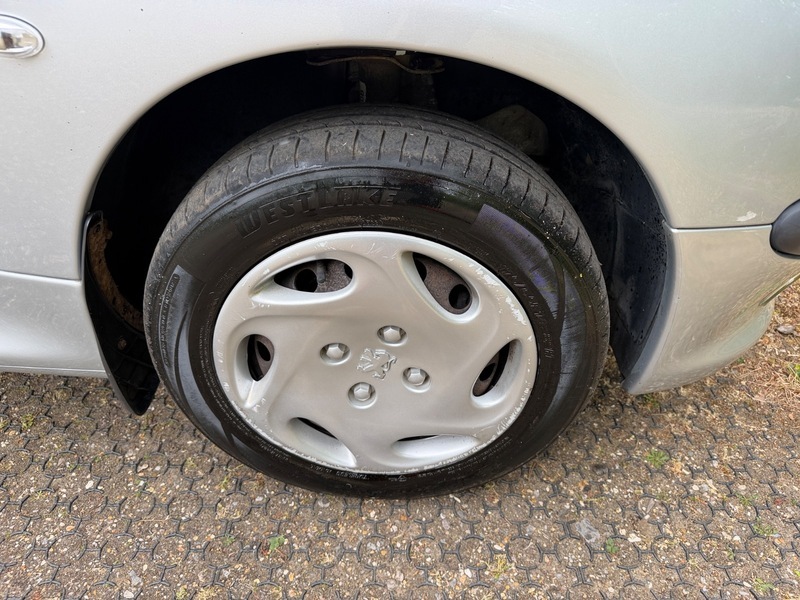 Peugeot 206 Hatchback Silver #46