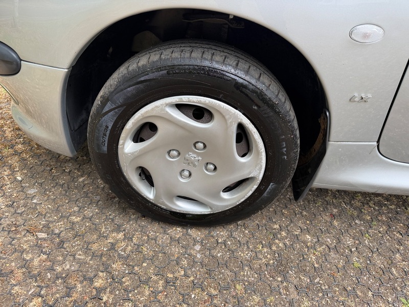 Peugeot 206 Hatchback Silver #45