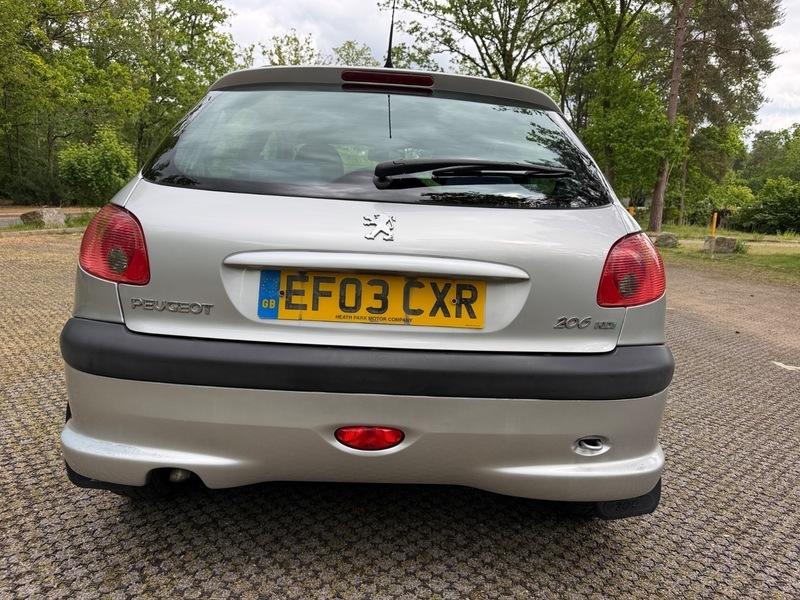 Peugeot 206 Hatchback Silver #12