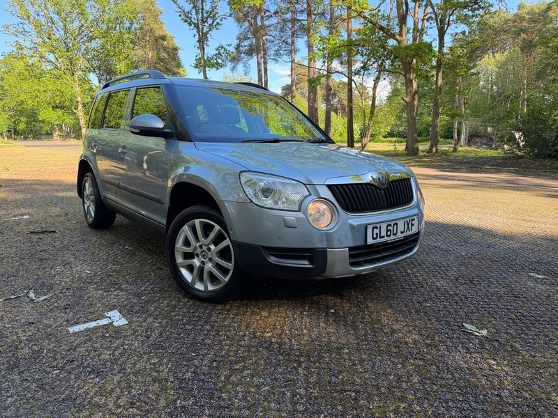 Skoda Yeti 2L Elegance Grey #2