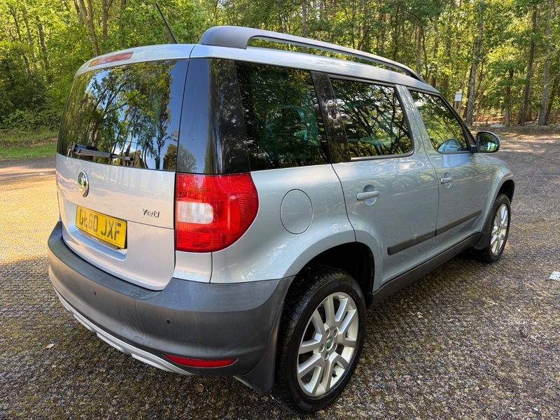 Skoda Yeti 2L Elegance Grey #9