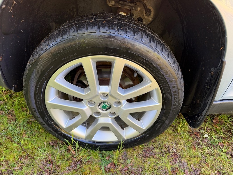 Skoda Yeti 2L Elegance Grey #50