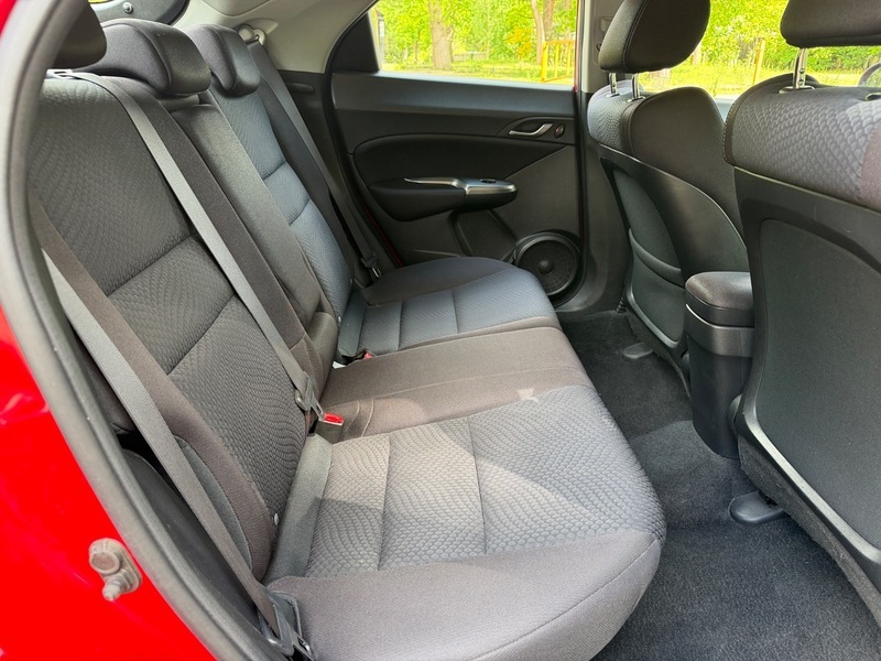 Honda Civic I-vtec Se Red #4