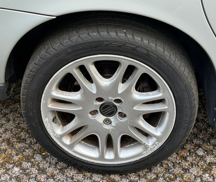 Volvo V70 2.4 Se Silver #26