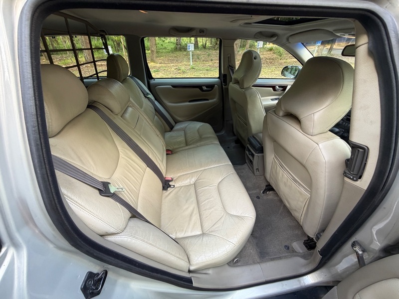 Volvo V70 2.4 Se Silver #28
