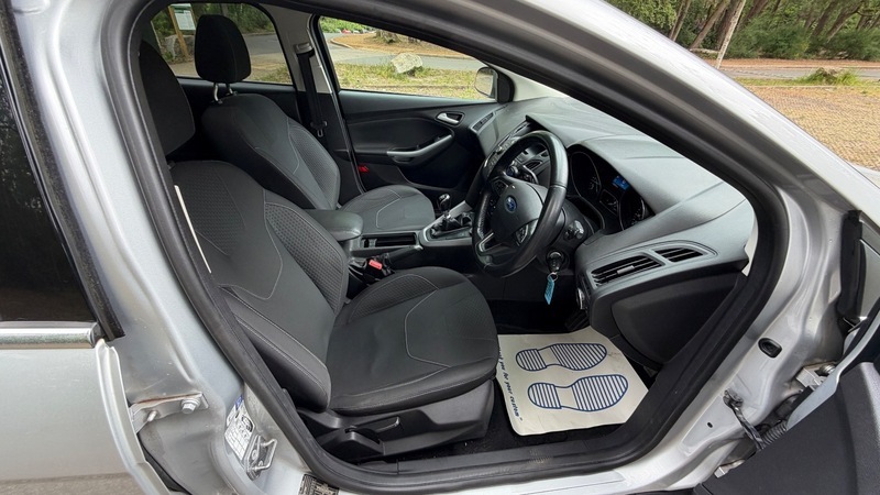 Ford Focus Zetec Tdci CA65DXG Silver #3