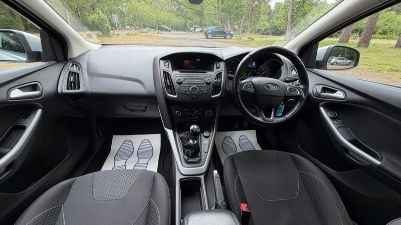 Ford Focus Zetec Tdci CA65DXG Silver #2