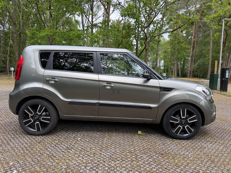 Kia Soul Crdi Quantum Silver #6