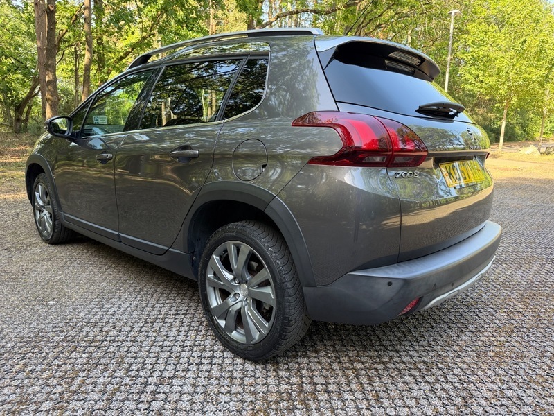 Peugeot 2008 Blue Hdi Allure KO67YMX Grey #5