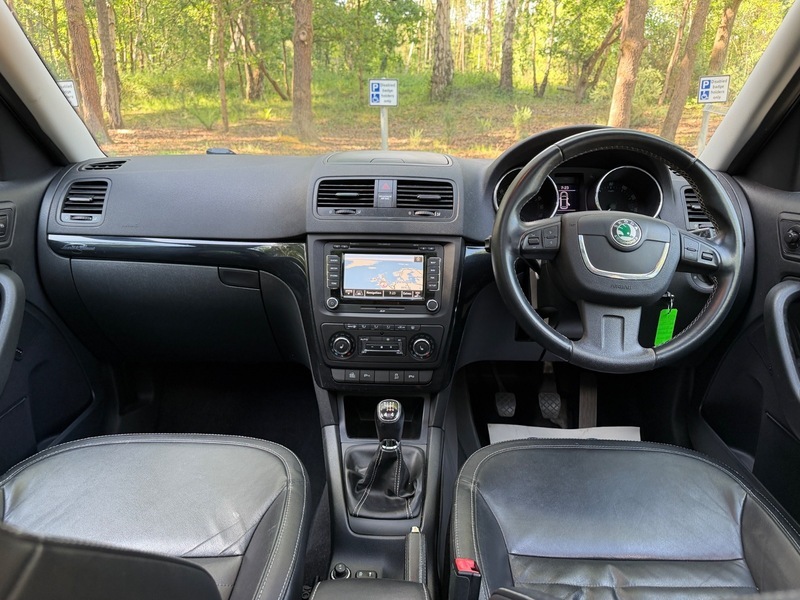 Skoda Yeti Laurin And Klement Tdi BD13XKG Black #2