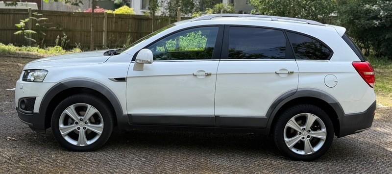 Chevrolet Captiva  Grey #12