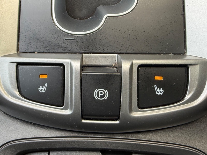 Chevrolet Captiva  Grey #47