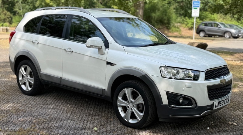 Chevrolet Captiva  Grey #7