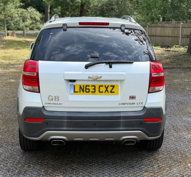 Chevrolet Captiva  Grey #8