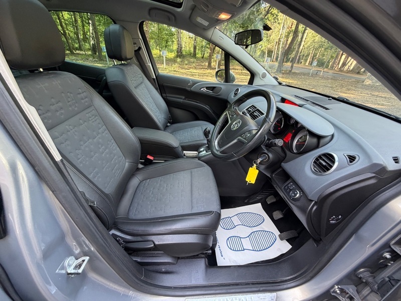 Vauxhall Meriva Se Brown #4
