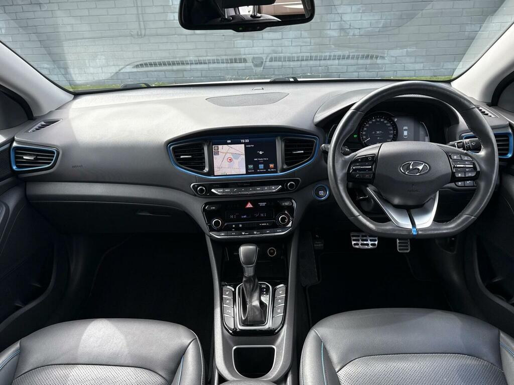 Hyundai Ioniq Hatchback 1.6 H-gdi Premium Se Dct Euro 6 Ss White #2