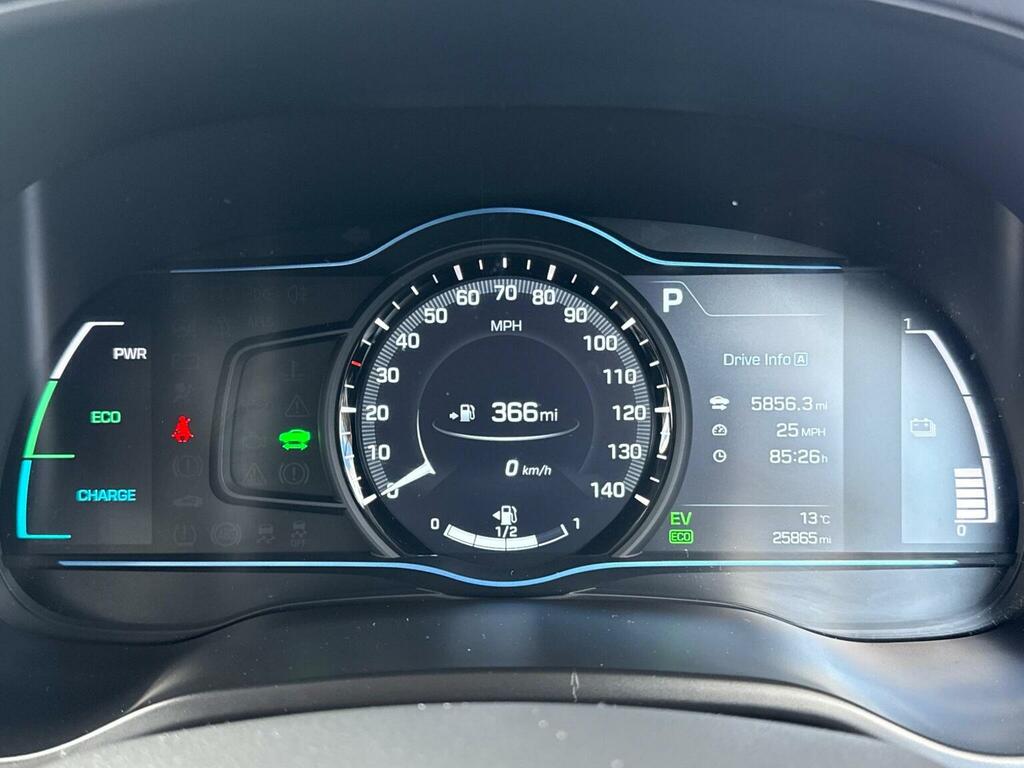 Hyundai Ioniq Hatchback 1.6 H-gdi Premium Se Dct Euro 6 Ss White #4