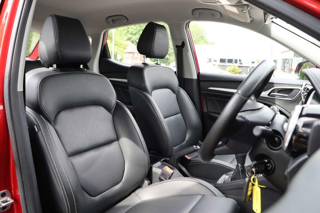 MG ZS 1.5 Vti-tech Exclusive Euro 6 Ss Red #5